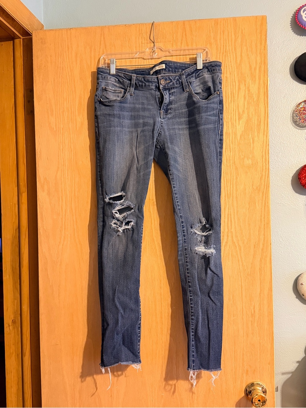 Daytrip Women's Distressed Skinny Jeans - Blue Wash